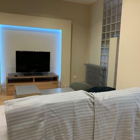 Appartement Avec 3 Chambres Au Centre De Pau Buitenkant foto