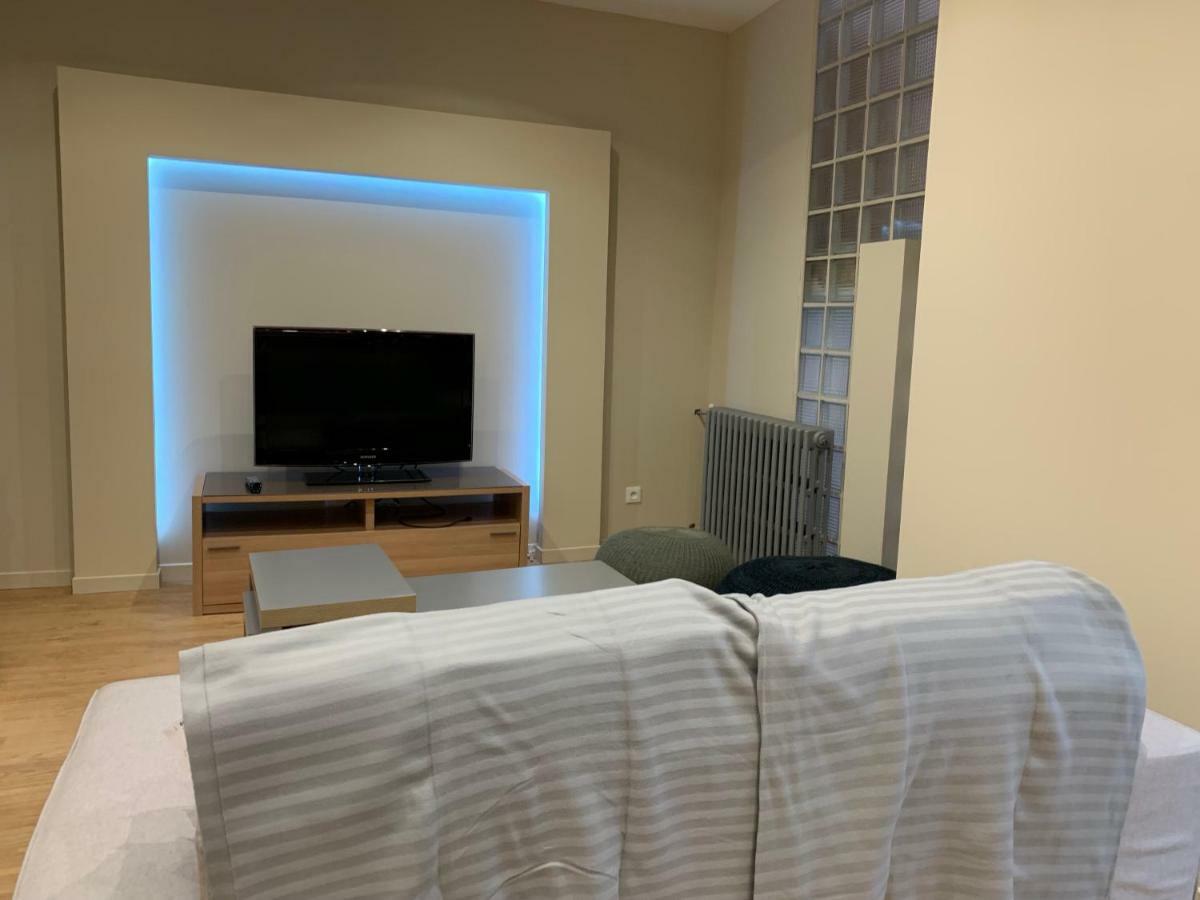 Appartement Avec 3 Chambres Au Centre De Pau Buitenkant foto
